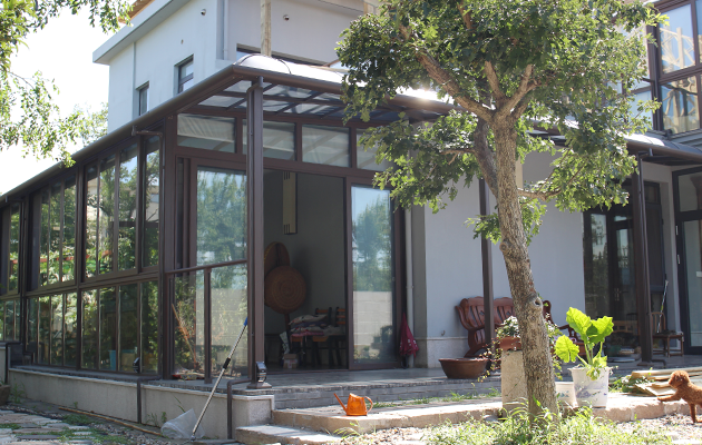 汽車遮陽(yáng)棚