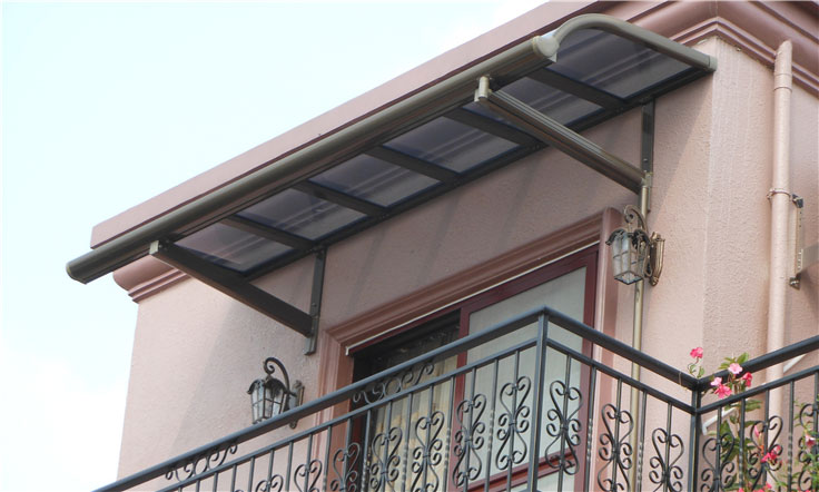 窗戶遮陽(yáng)棚用什么材料比較好？