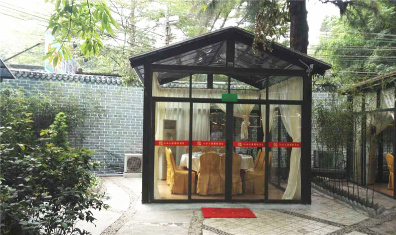 鋁合金雨棚在園林景觀中的應用范圍