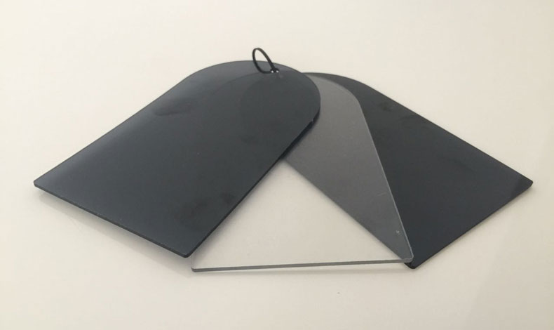 戶外汽車停車棚頂棚用什么材料好？