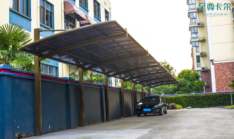 搭個車棚都用什么材料？