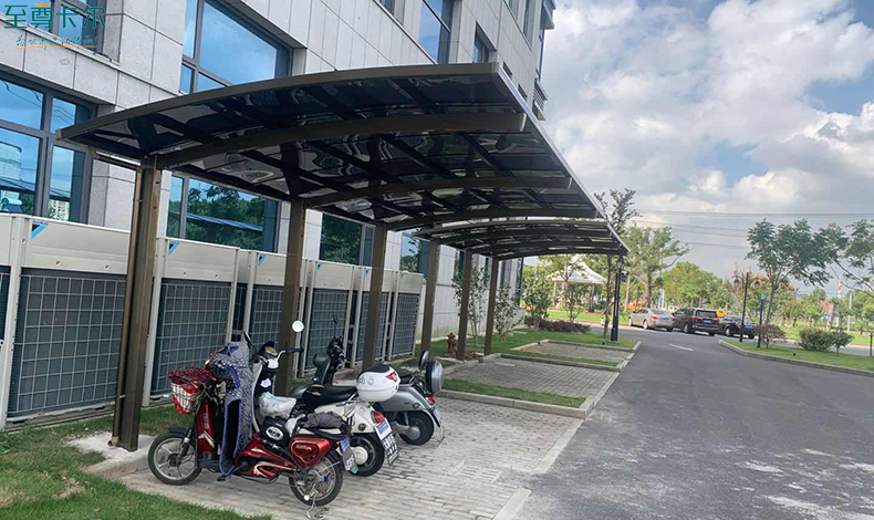 充電雨棚？戶外雨棚圖片大全？