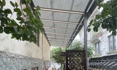 敞開款（雨棚式）